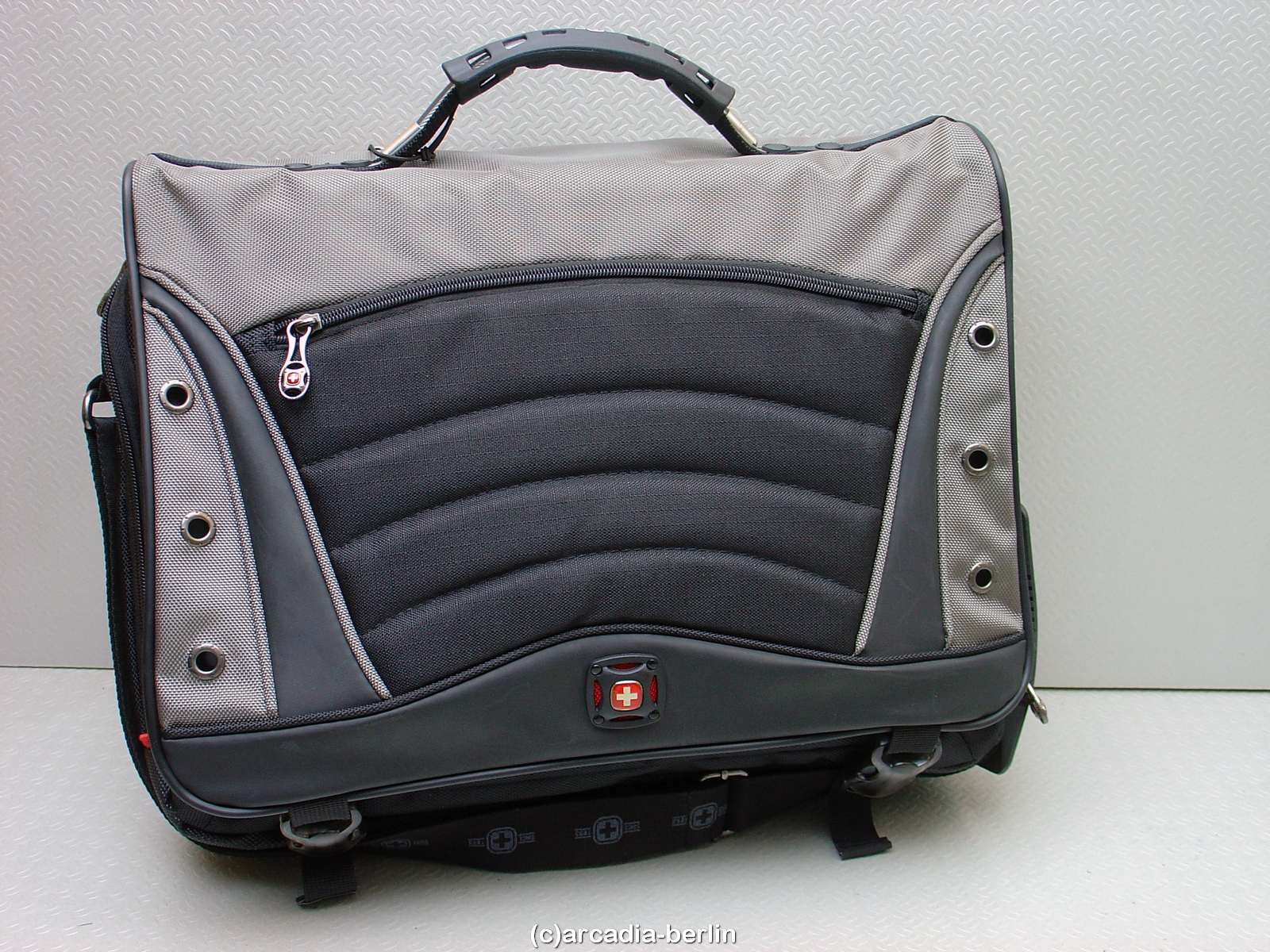 17" Notebooktasche Wenger Swissgear Saturn Laptop Tasche Schutzhülle  #21376
