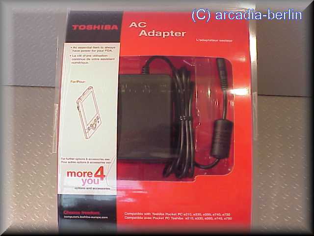 AC/DC Toshiba PA3183E-1ACA Netzteil Charger 100mm x 4,00 mm x1,65mm 5V 2A